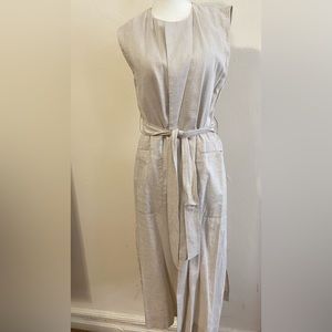 Theory linen vest neutral color